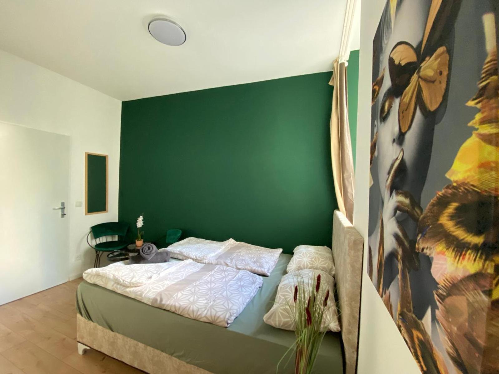 8 Fully Equipped Studio Shared Apt W Terrace Margareten Виена Екстериор снимка