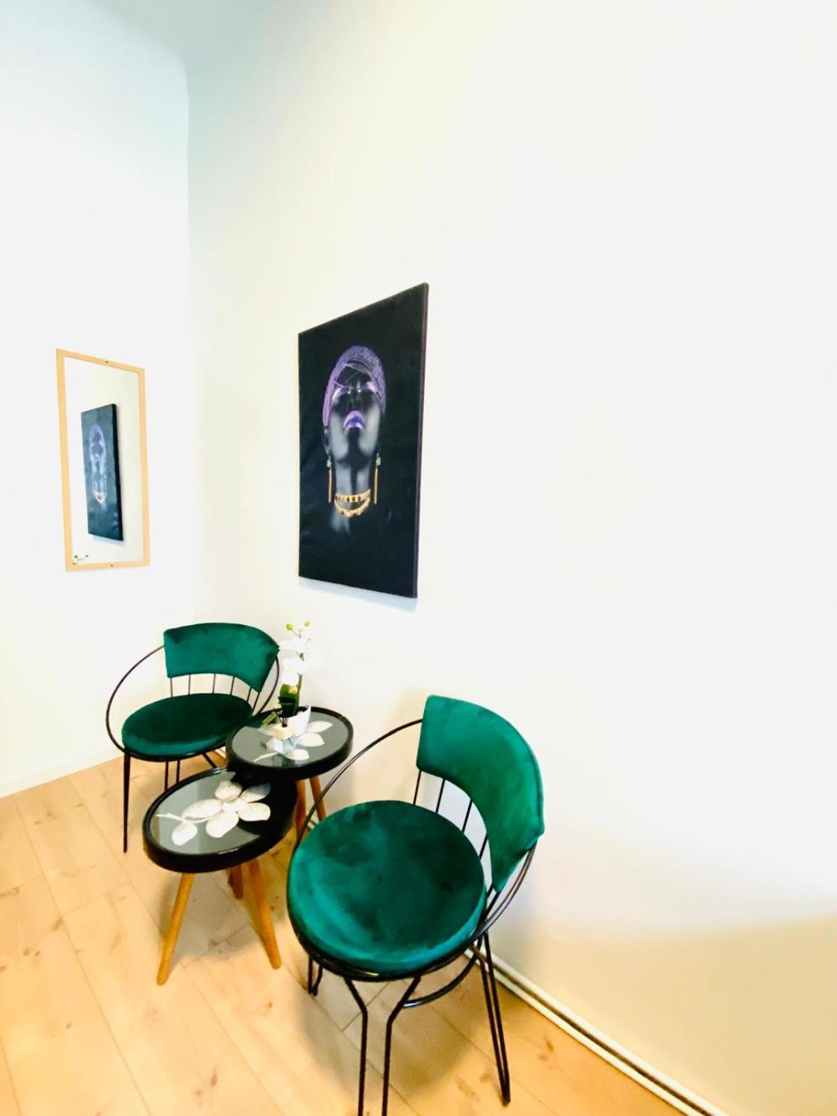 8 Fully Equipped Studio Shared Apt W Terrace Margareten Виена Екстериор снимка